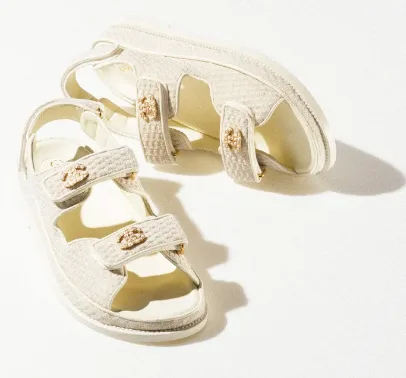 Chanel Beyaz Sandalet